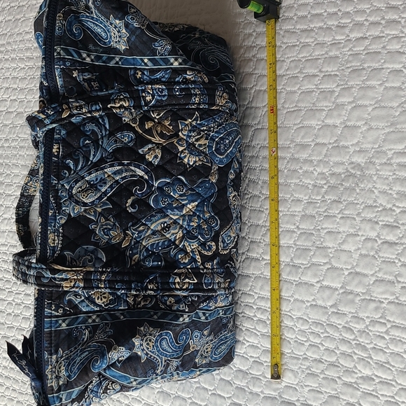Quilted Vera Bradley Small Duffle Bag - Picture 4 of 6